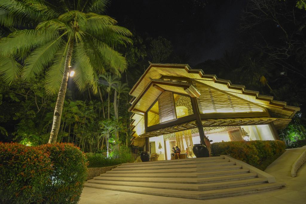 Pearl Farm Beach Resort Sámal Exterior foto