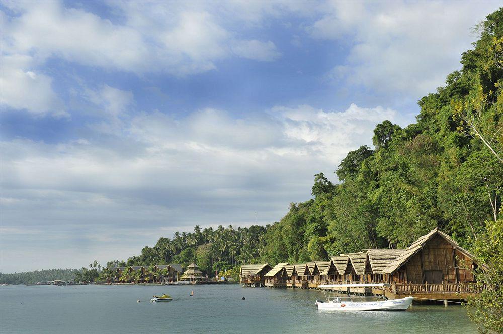 Pearl Farm Beach Resort Sámal Exterior foto